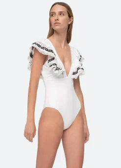 Sea New York Kayta One Piece Online